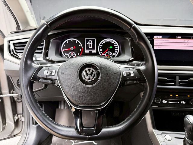 VOLKSWAGEN福斯 POLO  第15張相片