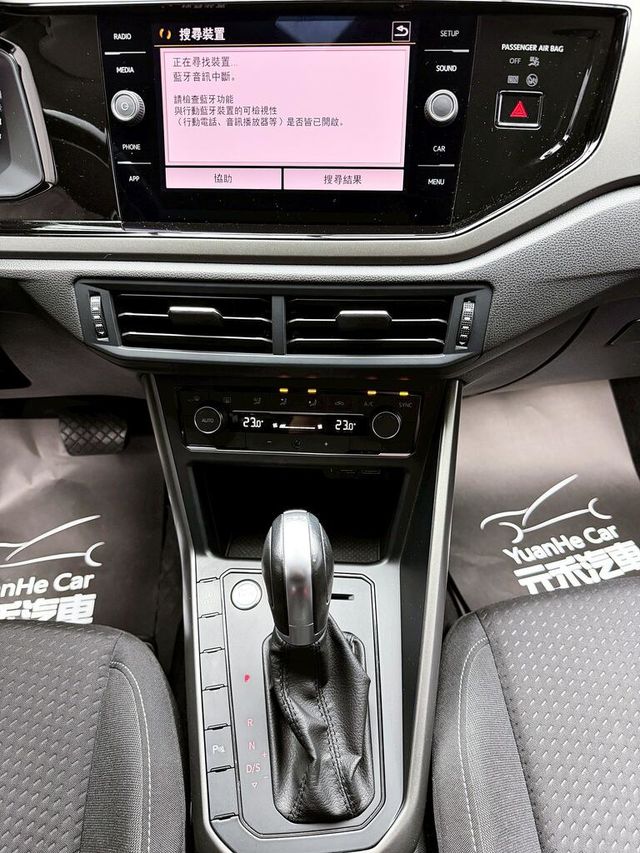 VOLKSWAGEN福斯 POLO  第16張相片