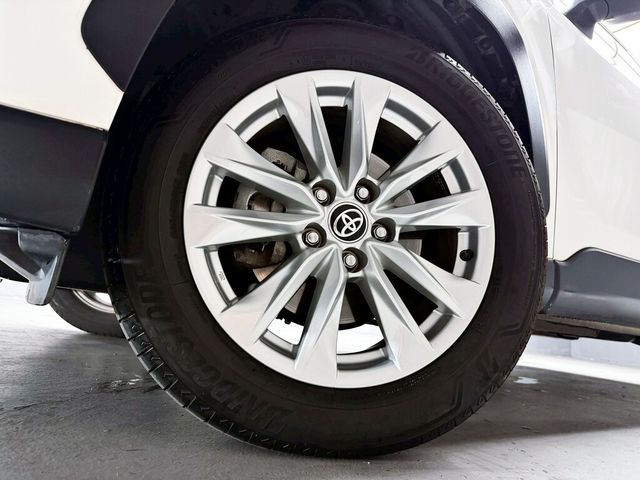 TOYOTA豐田 COROLLA CROSS  第8張相片