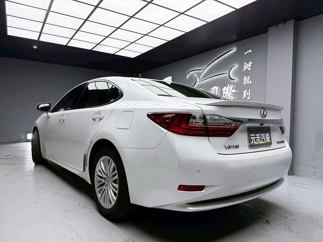 LEXUS凌志 ES200  第4張相片