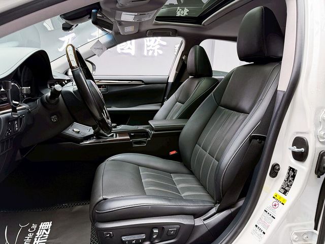 LEXUS凌志 ES200  第11張相片