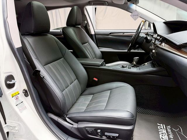 LEXUS凌志 ES200  第12張相片