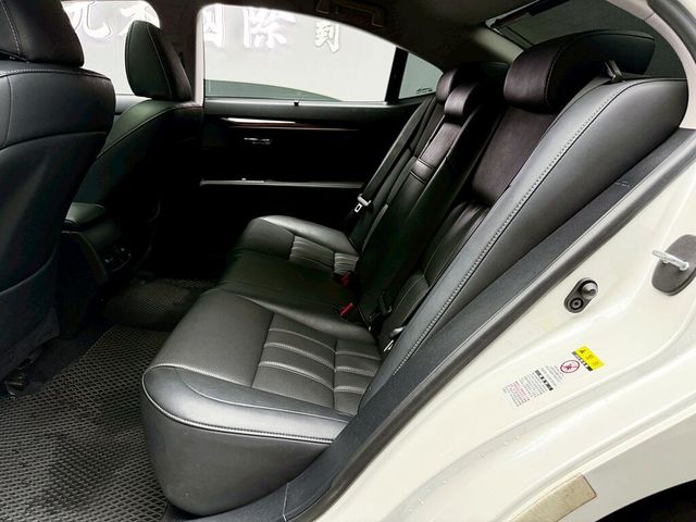 LEXUS凌志 ES200  第13張相片