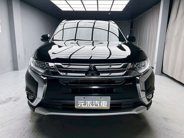 MITSUBISHI三菱 OUTLANDER  第2張相片
