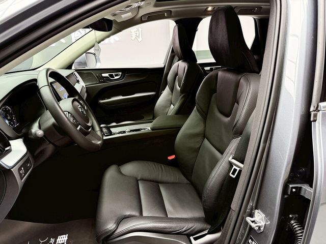 VOLVO富豪 XC60  第10張相片