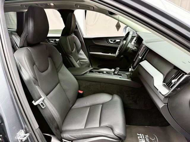 VOLVO富豪 XC60  第11張相片