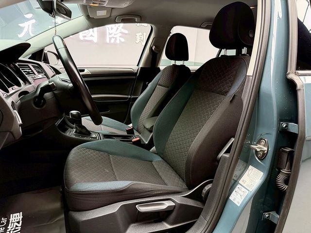 VOLKSWAGEN福斯 GOLF  第11張相片