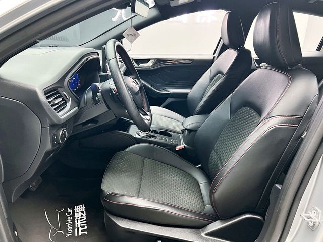 FORD福特 FOCUS  第11張相片