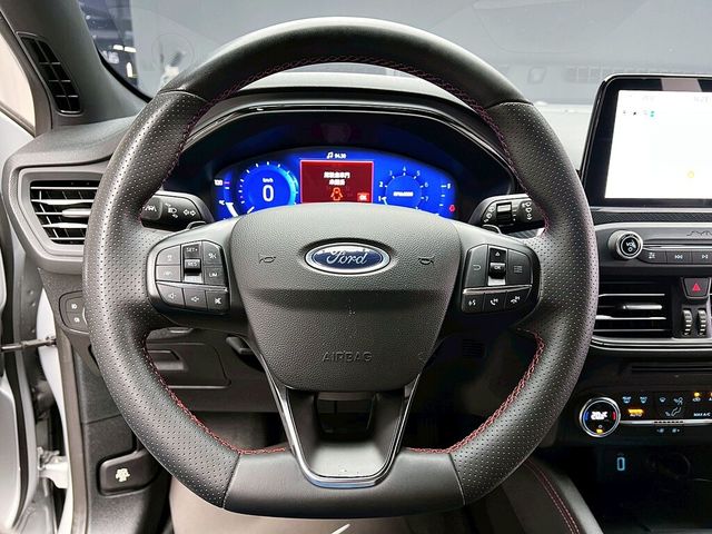 FORD福特 FOCUS  第15張相片