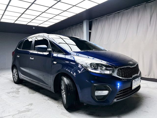 KIA起亞 CARENS  第3張相片