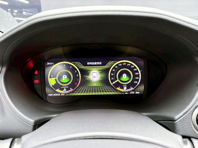 MITSUBISHI三菱 GRAND LANCER  第10張相片