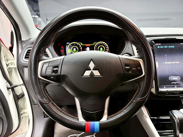 MITSUBISHI三菱 GRAND LANCER  第15張相片