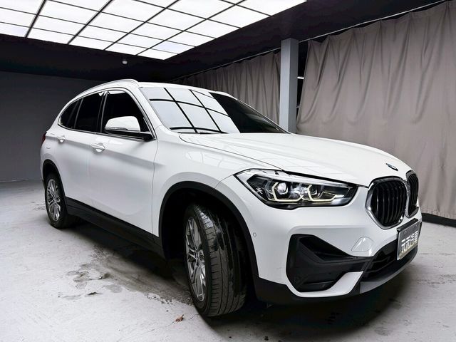 BMW寶馬 X1  第3張相片