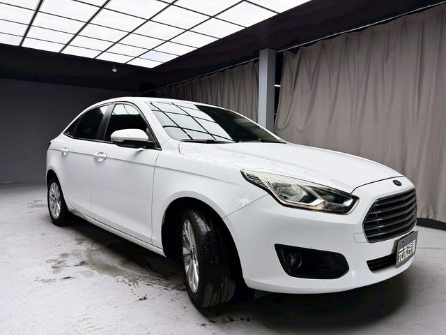 FORD福特 ESCORT  第3張相片