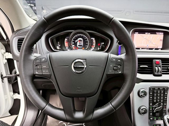 VOLVO富豪 V40 CROSS COUNTRY  第15張相片