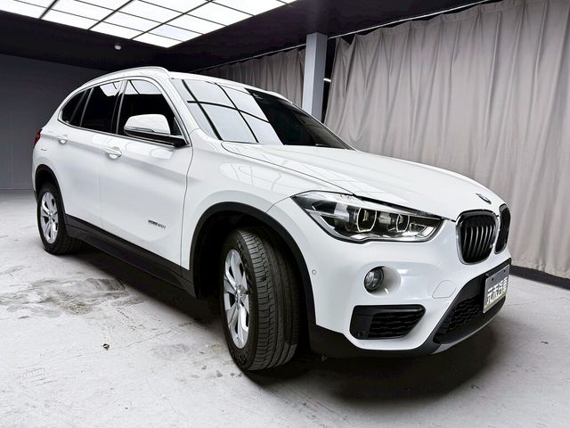 BMW寶馬 X1  第3張相片
