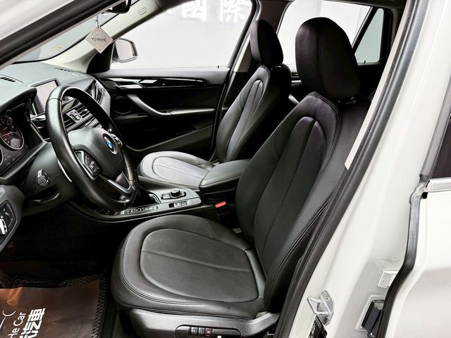 BMW寶馬 X1  第10張相片