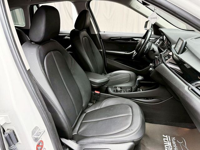 BMW寶馬 X1  第11張相片