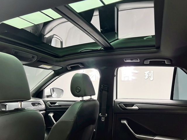 VOLKSWAGEN福斯 T-ROC  第9張相片