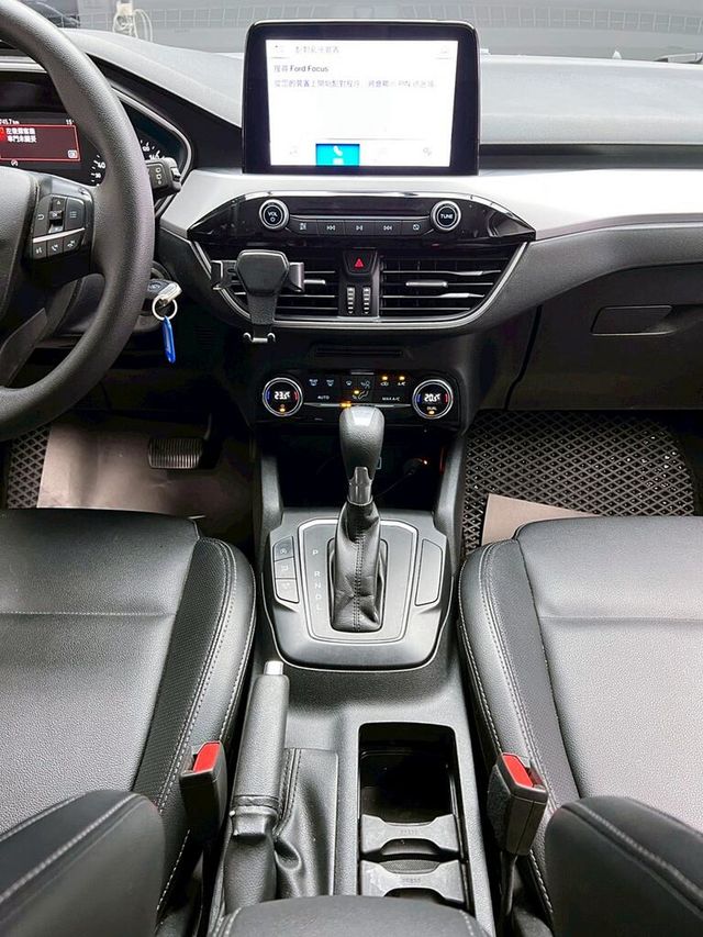FORD福特 FOCUS  第16張相片