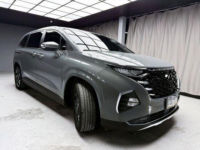 HYUNDAI現代 CUSTIN  第3張相片