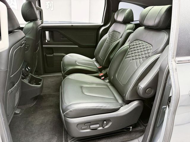 HYUNDAI現代 CUSTIN  第13張相片