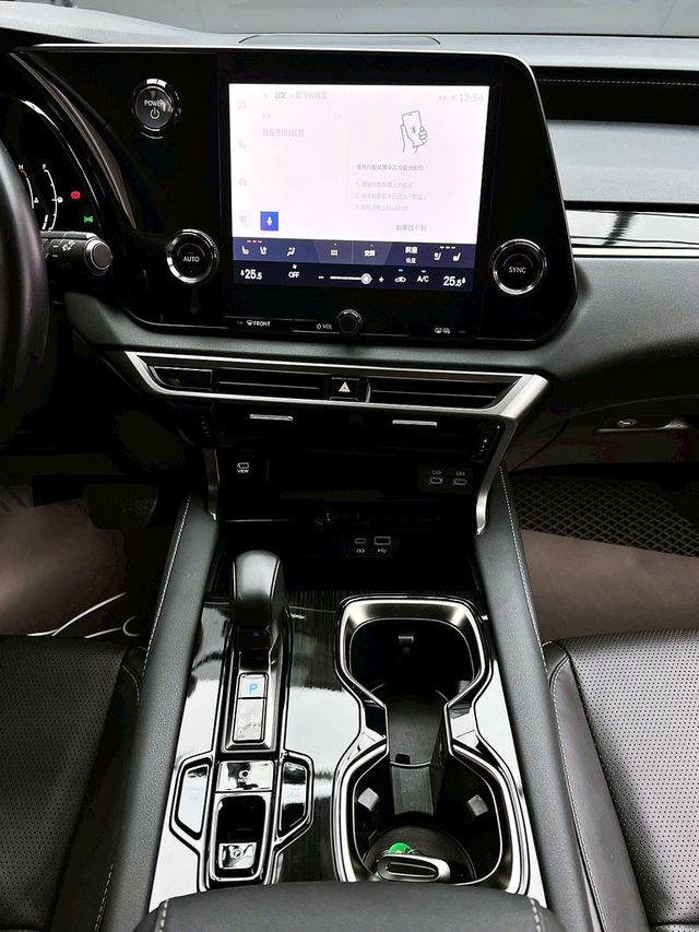 LEXUS凌志 RX350H  第16張相片