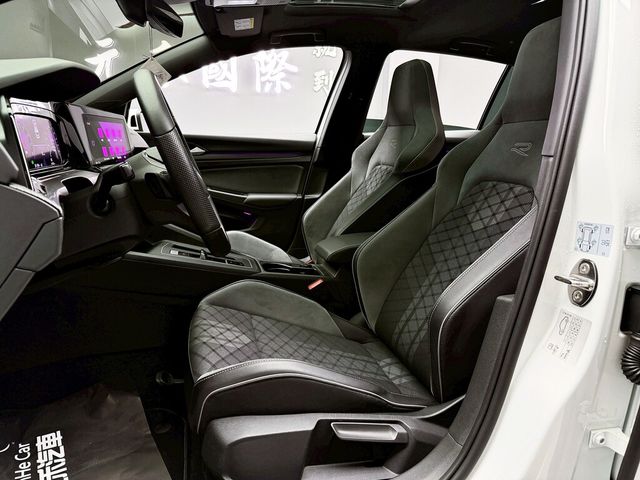 VOLKSWAGEN福斯 GOLF  第21張相片