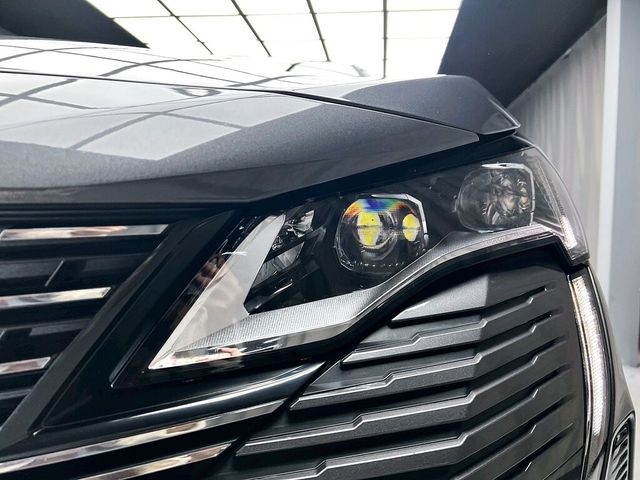 PEUGEOT寶獅 5008  第7張相片