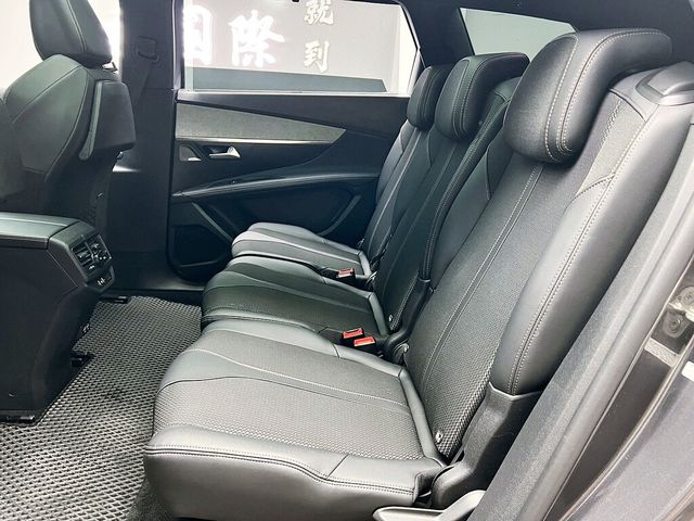 PEUGEOT寶獅 5008  第13張相片