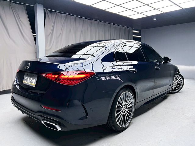 M-BENZ賓士 C300  第6張相片