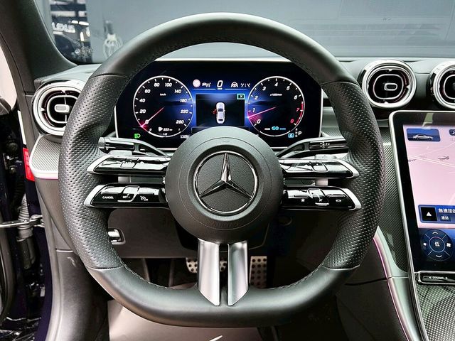 M-BENZ賓士 C300  第15張相片