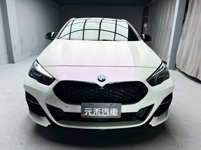 BMW寶馬 218I M SPORT  第2張相片