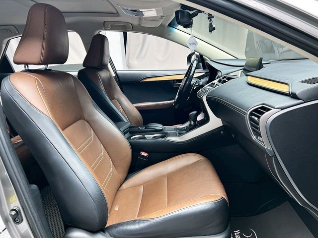 LEXUS凌志 NX200T  第12張相片