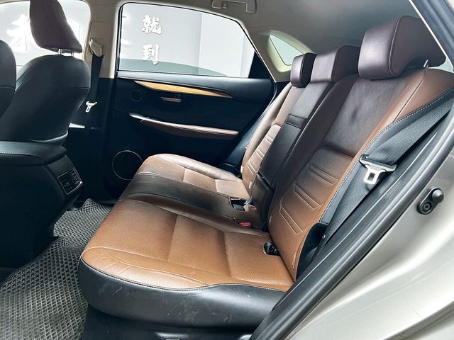 LEXUS凌志 NX200T  第13張相片