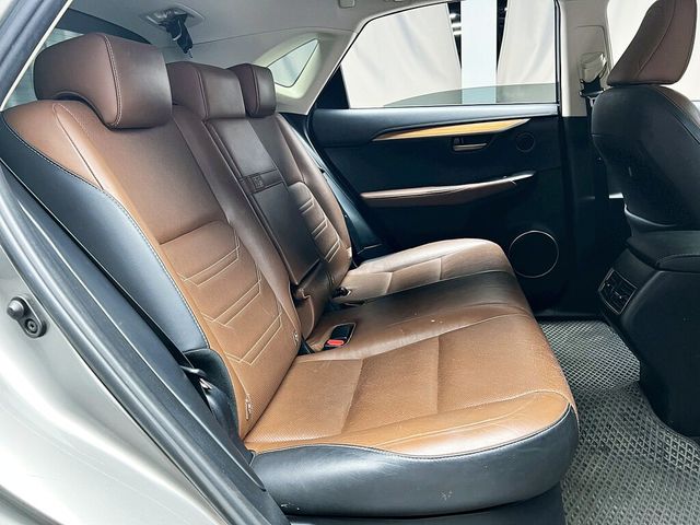 LEXUS凌志 NX200T  第14張相片