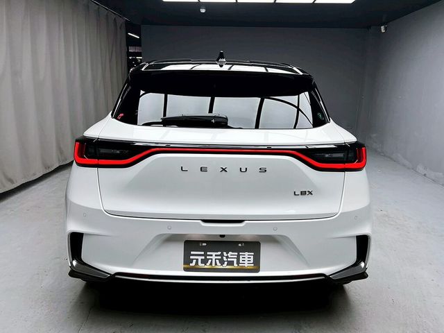 LEXUS凌志 LBX  第5張相片