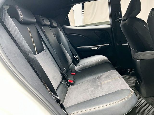 LEXUS凌志 LBX  第14張相片