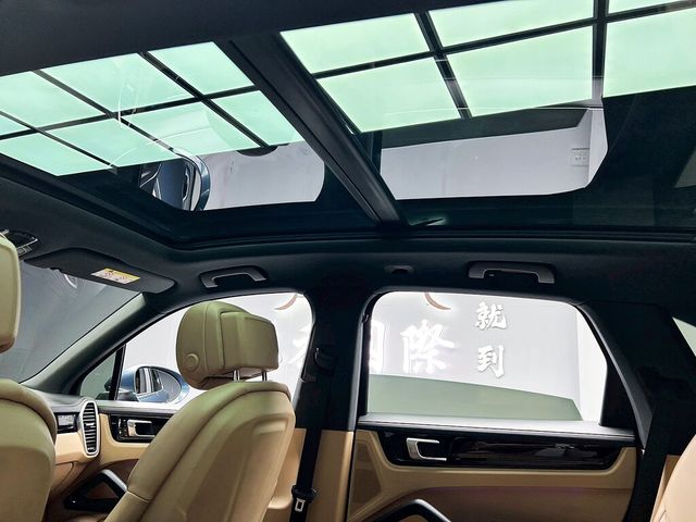 PORSCHE保時捷 CAYENNE  第9張相片