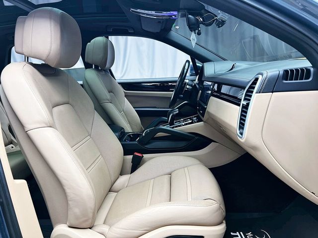 PORSCHE保時捷 CAYENNE  第12張相片
