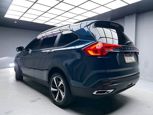 LUXGEN納智捷 URX  第4張相片