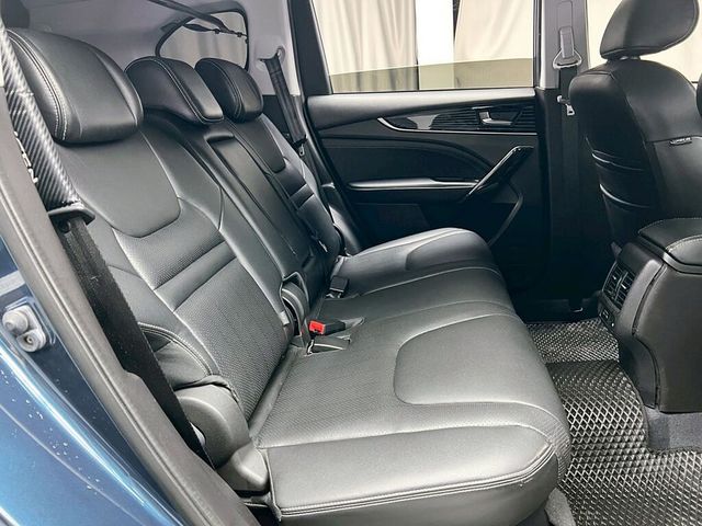 LUXGEN納智捷 URX  第14張相片