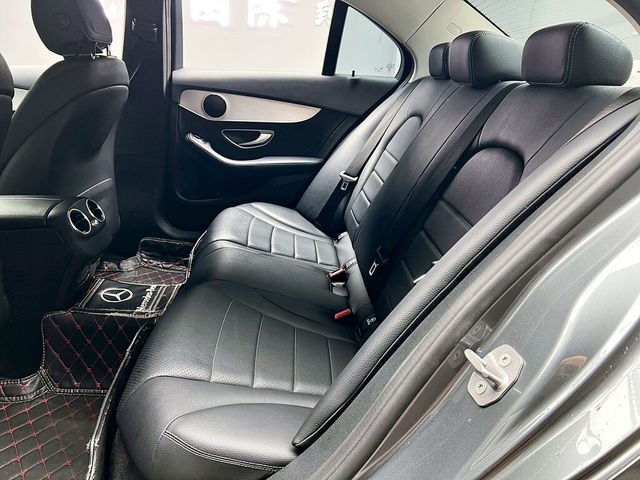 M-BENZ賓士 C200  第13張相片