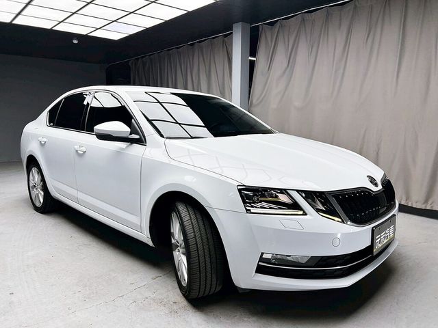 SKODA司科達 OCTAVIA  第3張相片