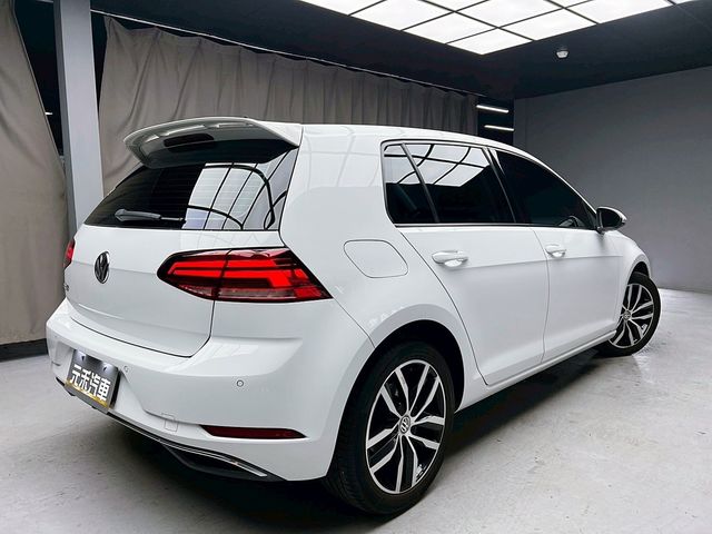 VOLKSWAGEN福斯 GOLF  第6張相片
