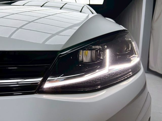 VOLKSWAGEN福斯 GOLF  第7張相片