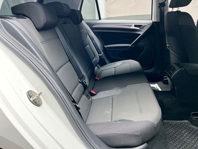 VOLKSWAGEN福斯 GOLF  第14張相片