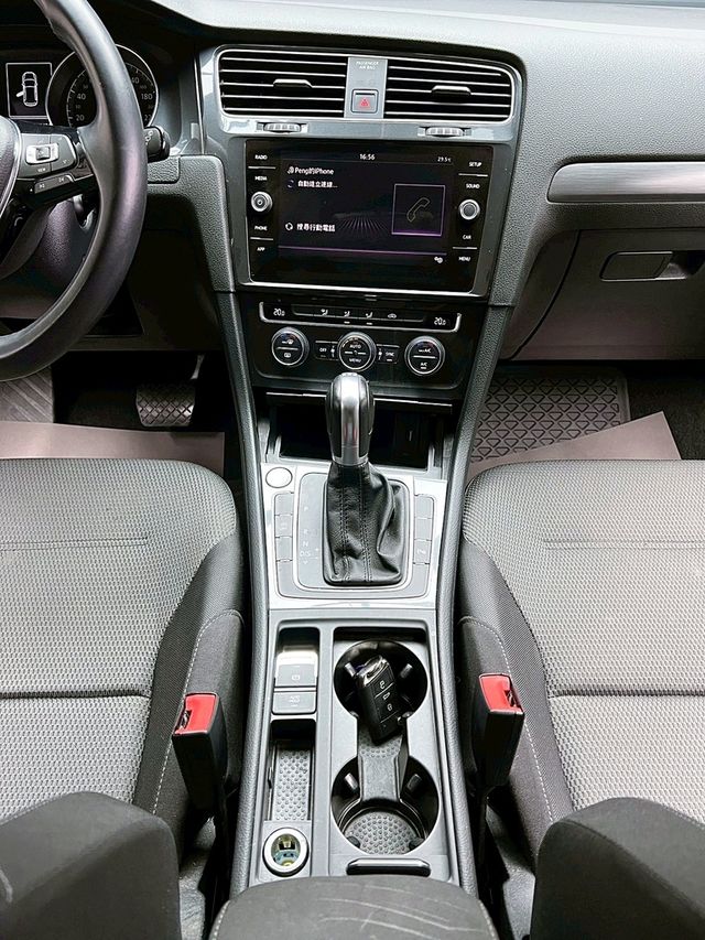 VOLKSWAGEN福斯 GOLF  第16張相片