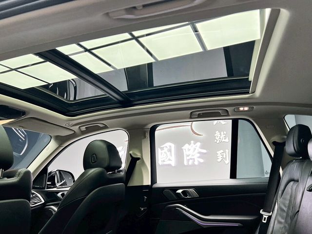 BMW寶馬 X5  第9張相片