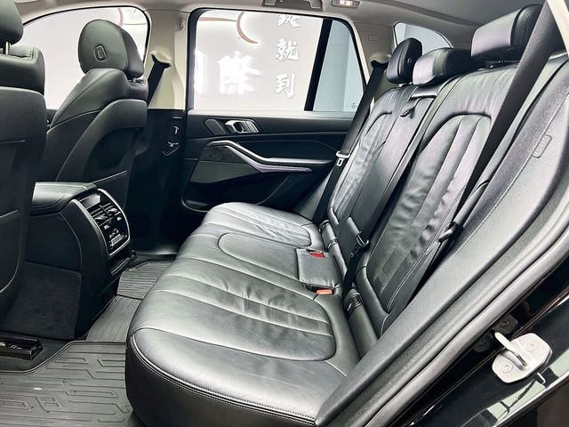 BMW寶馬 X5  第13張相片